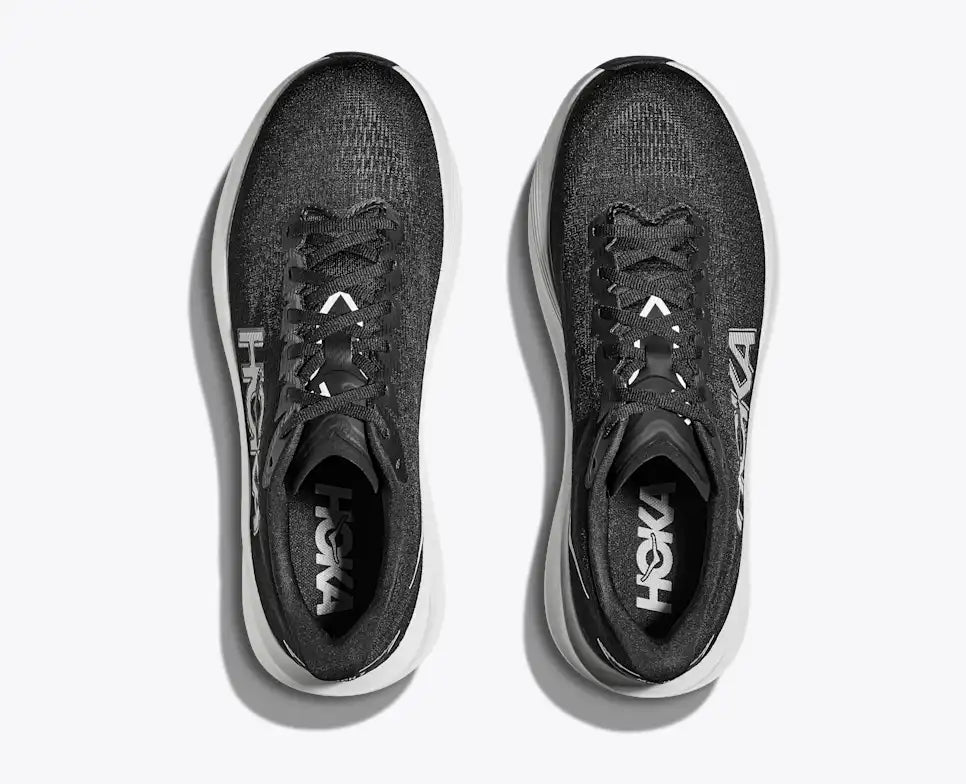 HOKA  mach 7 Black / White m